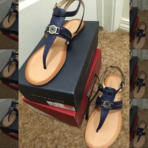 💠NEW💠TOMMY HILFIGER-Navy Sandals